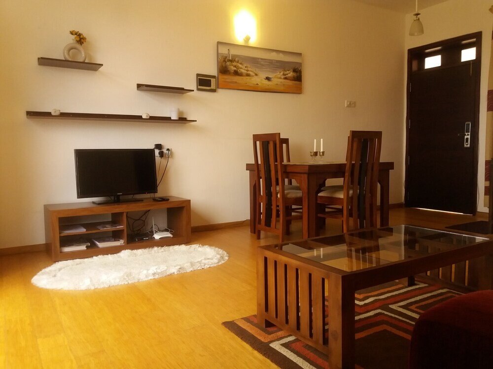 Colombo Sea View Apartment - Tap to explore photos