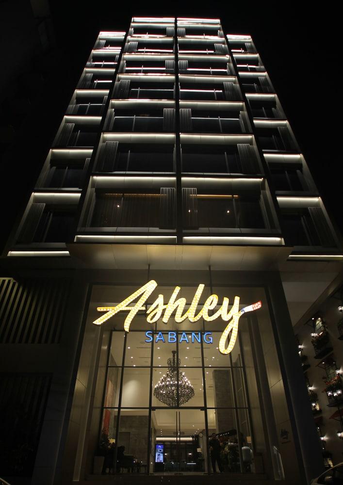 Ashley Sabang Jakarta - Tap to explore photos