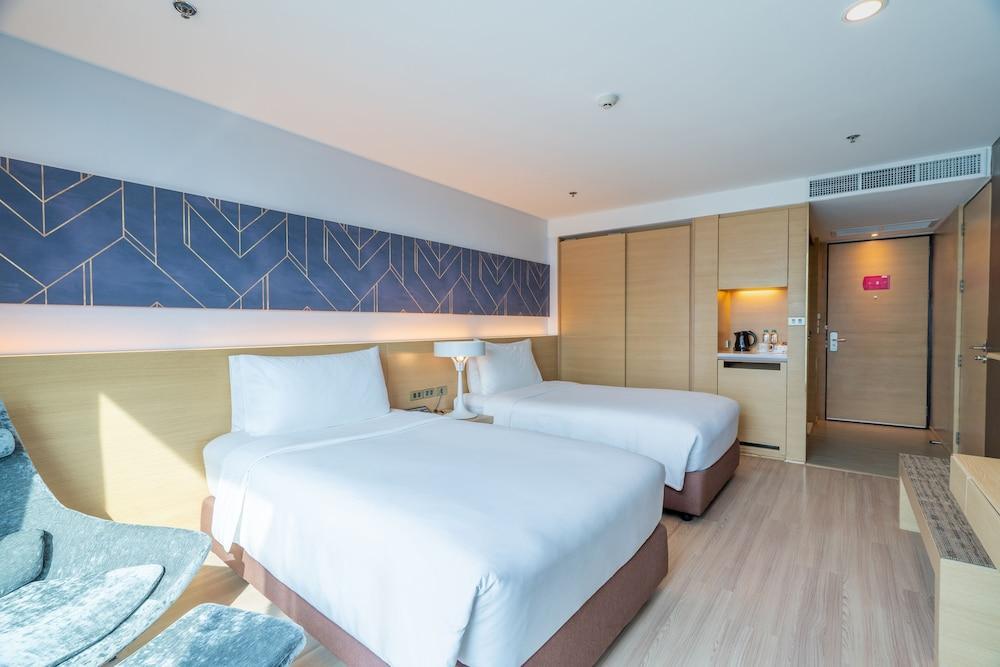 VELA DHI GLOW Pratunam Room Type - Deluxe Twin Room