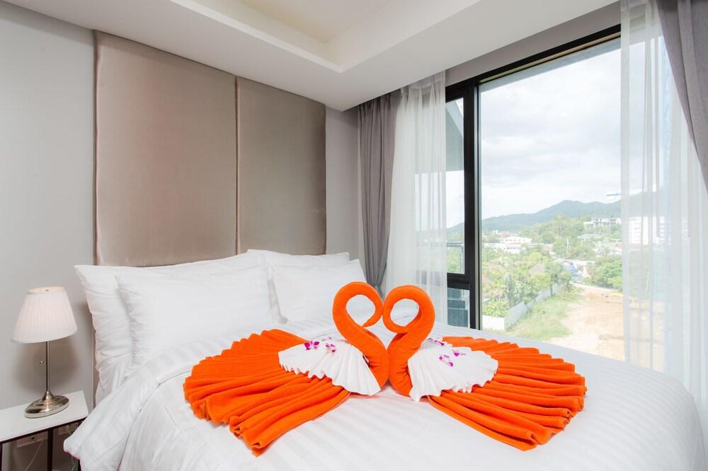 6th Avenue Surin Beach Room Type - Studio