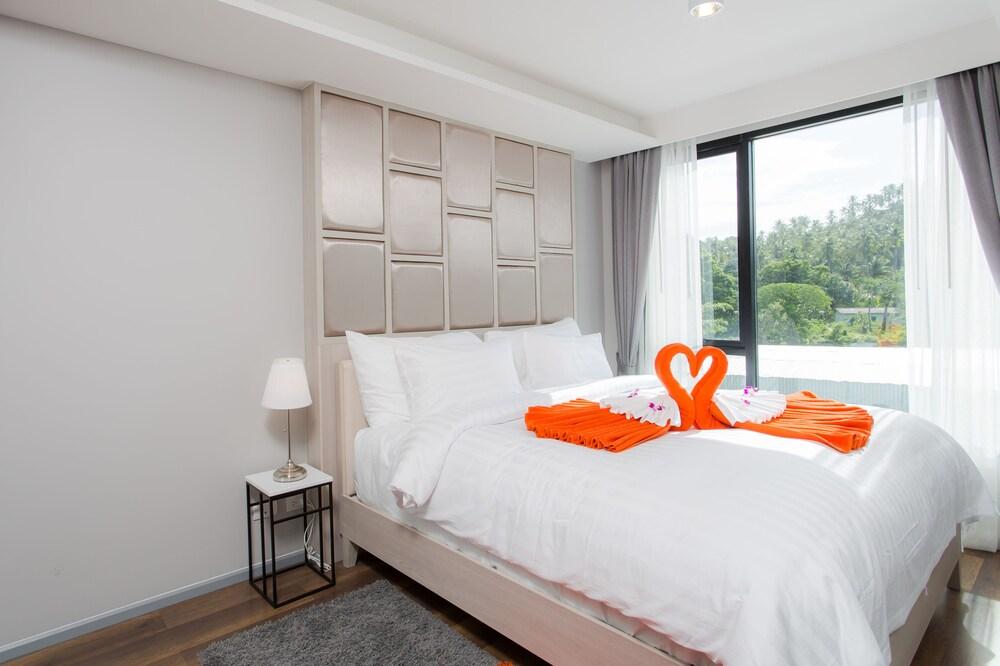 6th Avenue Surin Beach Room Type - Suite, 1 Bedroom