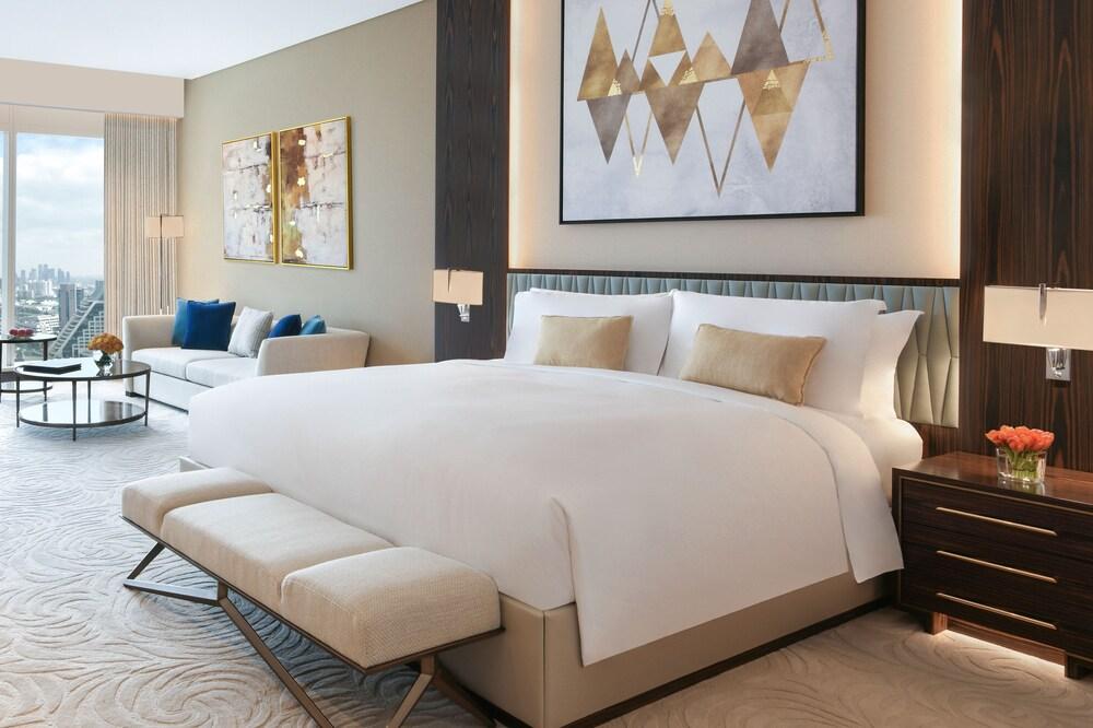 SOFITEL DUBAI THE OBELISK Room Type - LUXURY ROOM 1 King Bed
