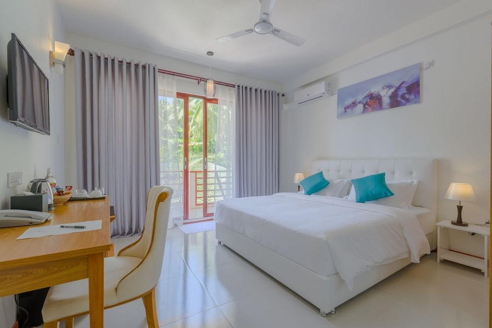 White Sand Dhigurah Room Type - Standard Room