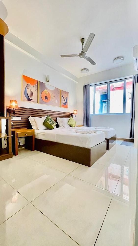 HS Miracle Grand Room Type - Twin Room