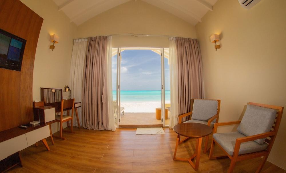 Hondaafushi Island Resort Room Type - Superior Beach Bungalow