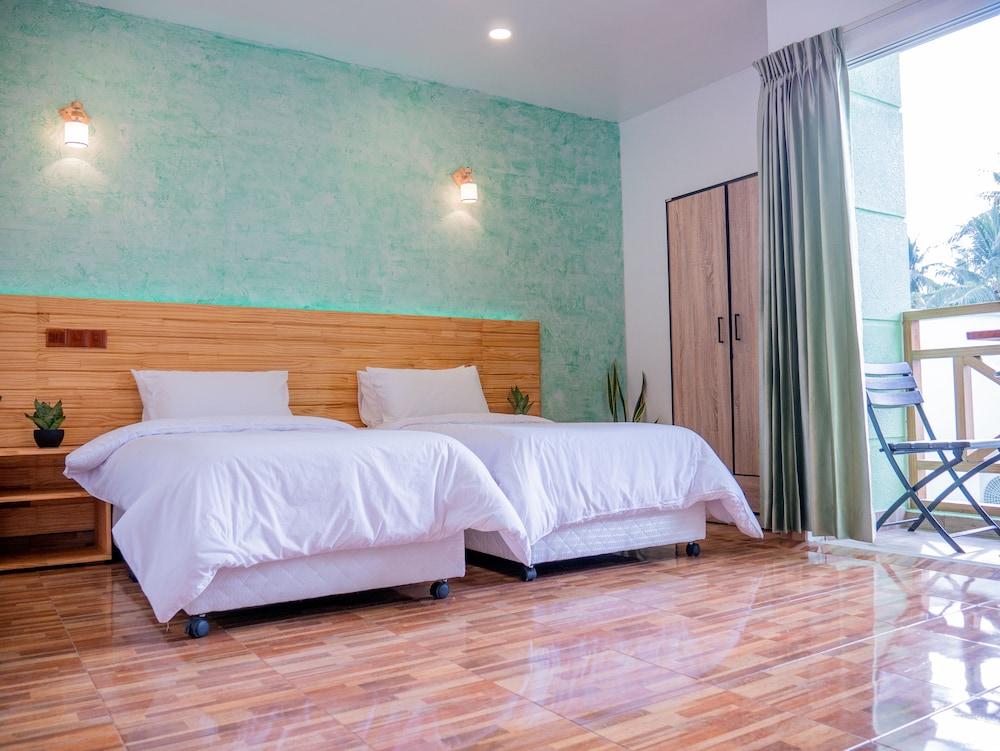 Turtle Maldives Room Type - Deluxe Room