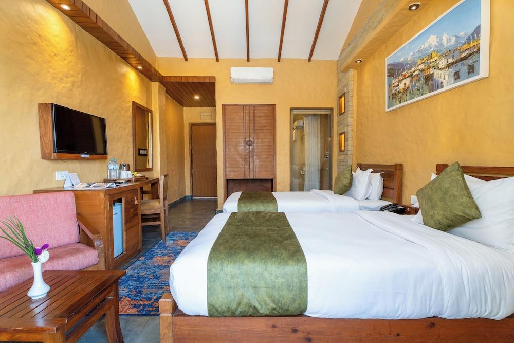 Bar Peepal Resort Room Type - Deluxe Triple Room