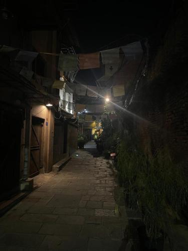 Hotel Patan House - Tap to explore photos