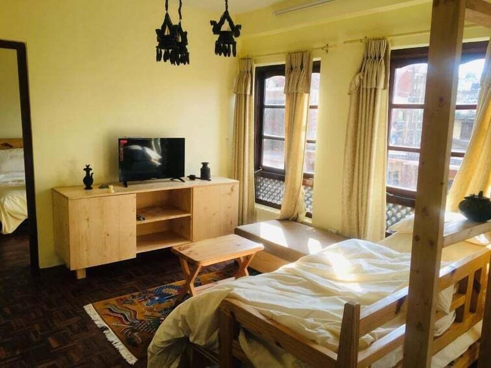 Chaee Newari Service Apartment Room Type - Traditional Studio Suite