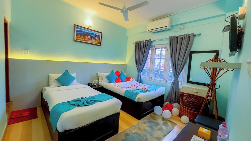 Hotel Rudrakshya - Tap to explore photos