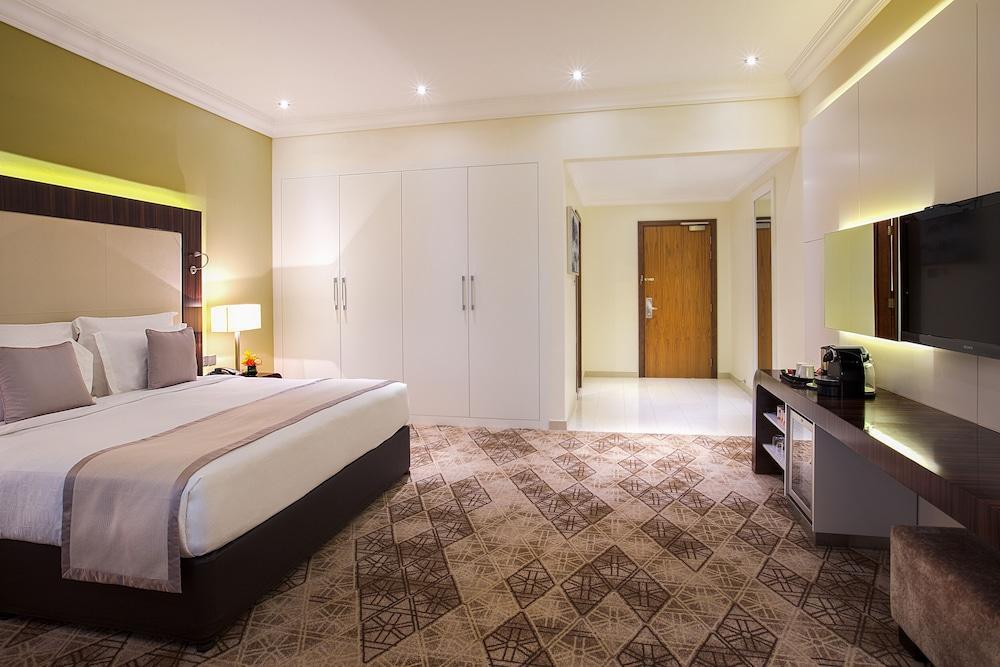 Elite Byblos Hotel Room Type - Executive Room, 1 King Bed