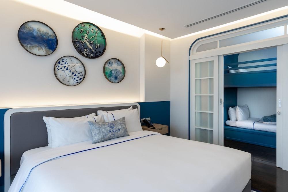 Kram Pattaya Room Type - Family Room, Pool View
