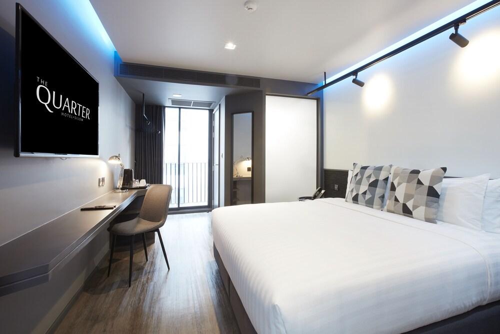 The Quarter Silom By UHG Room Type - Superior Room with Balcony (2 Adults + 1 Child)