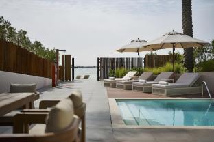 ERTH Abu Dhabi Hotel - Tap to explore photos