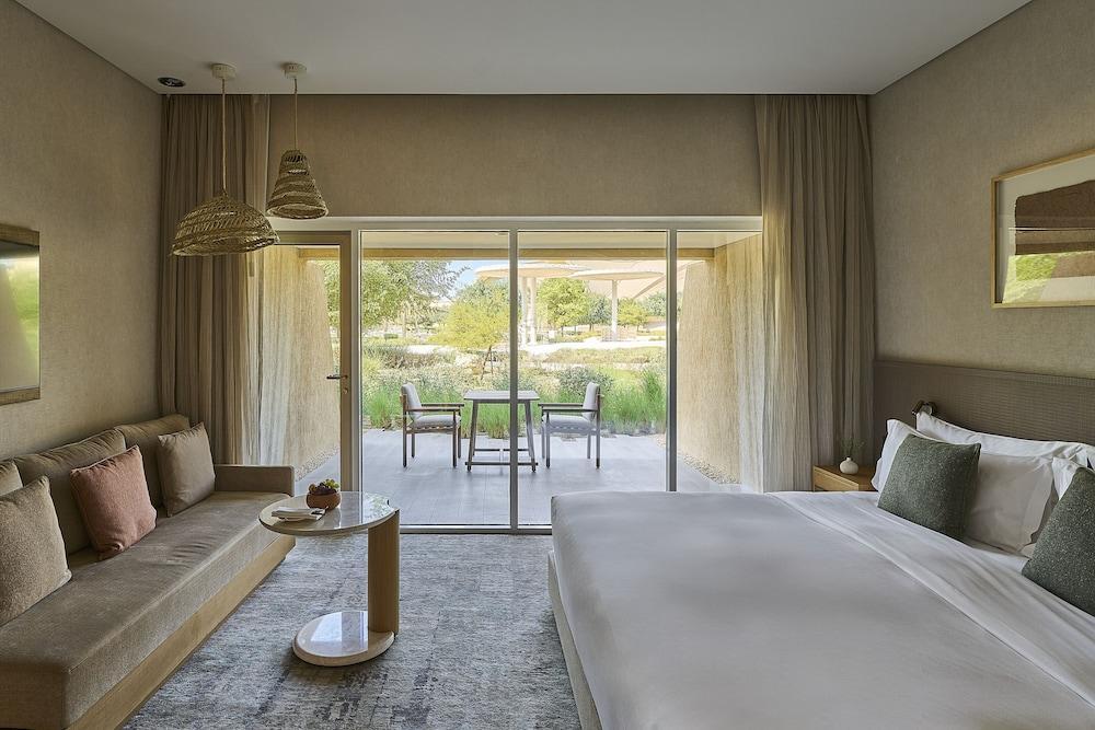 ERTH Abu Dhabi Hotel Room Type - Classic Room