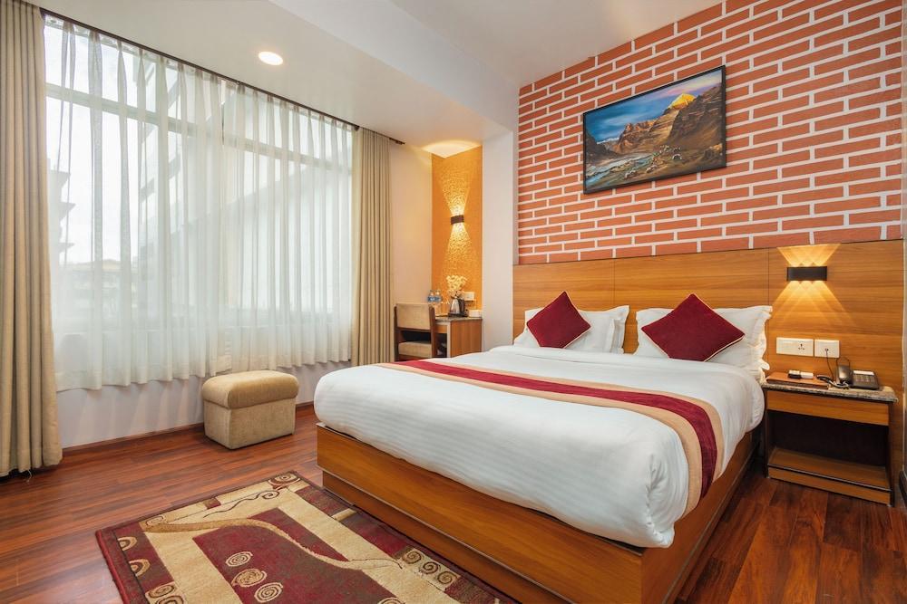 Magnificent Hotel Room Type - Deluxe Double Room
