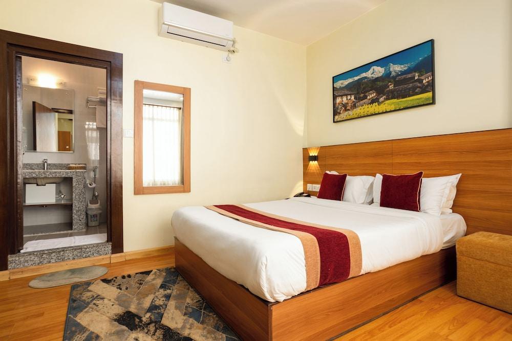 Magnificent Hotel Room Type - Deluxe Double Room