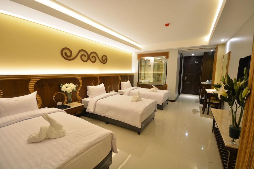 Le Bali Resort Room Type - Deluxe Triple Room