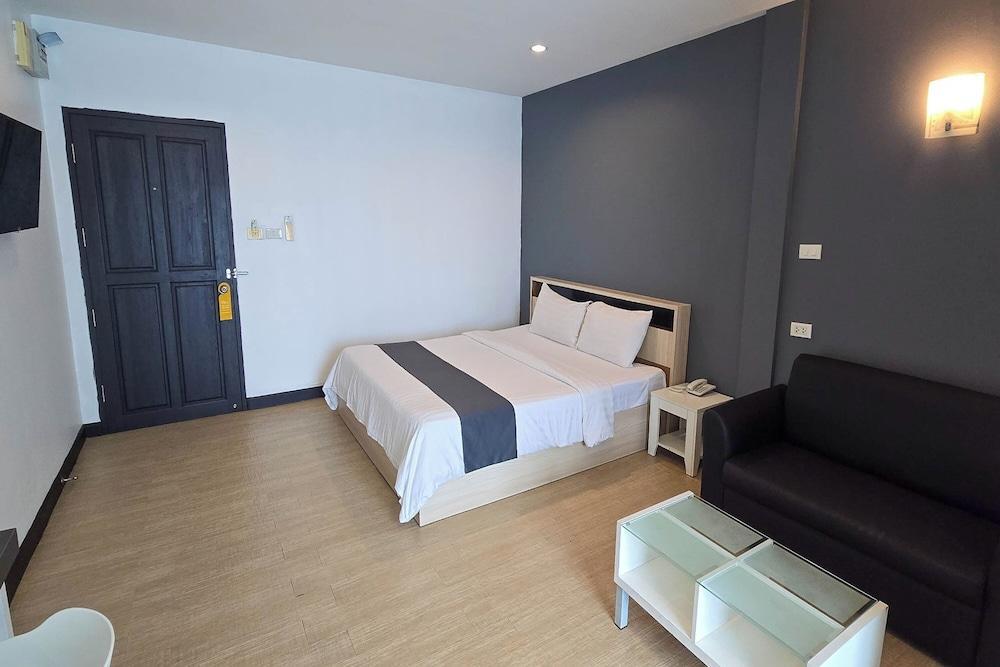Le Nara Residence Room Type - Superior Double Room