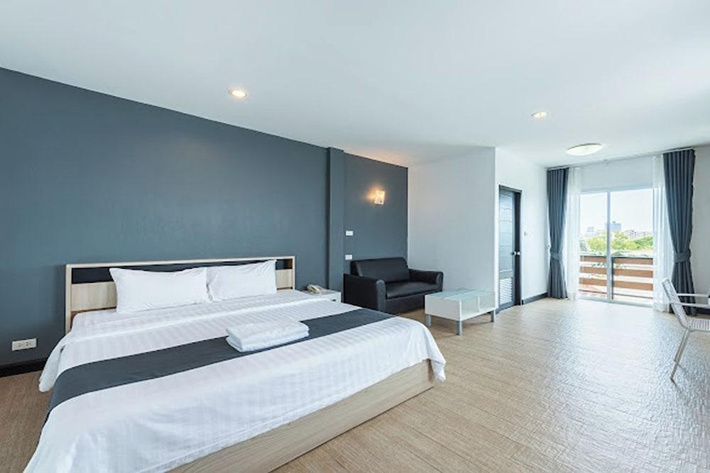 Le Nara Residence Room Type - Superior Double Room
