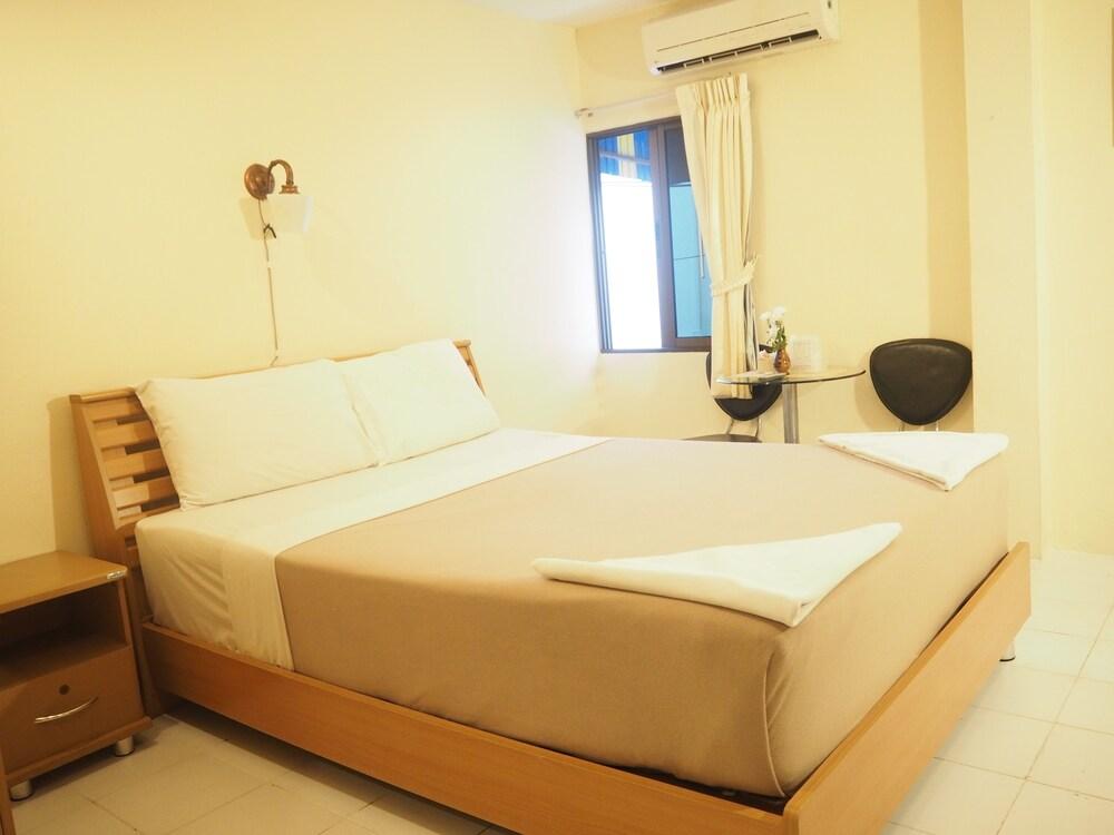 Stefans Guesthouse Room Type - Small Room No Balcony