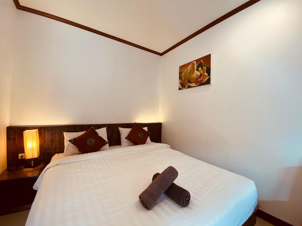 Paradise Land Resort Room Type - Standard Double Room, Pool View
