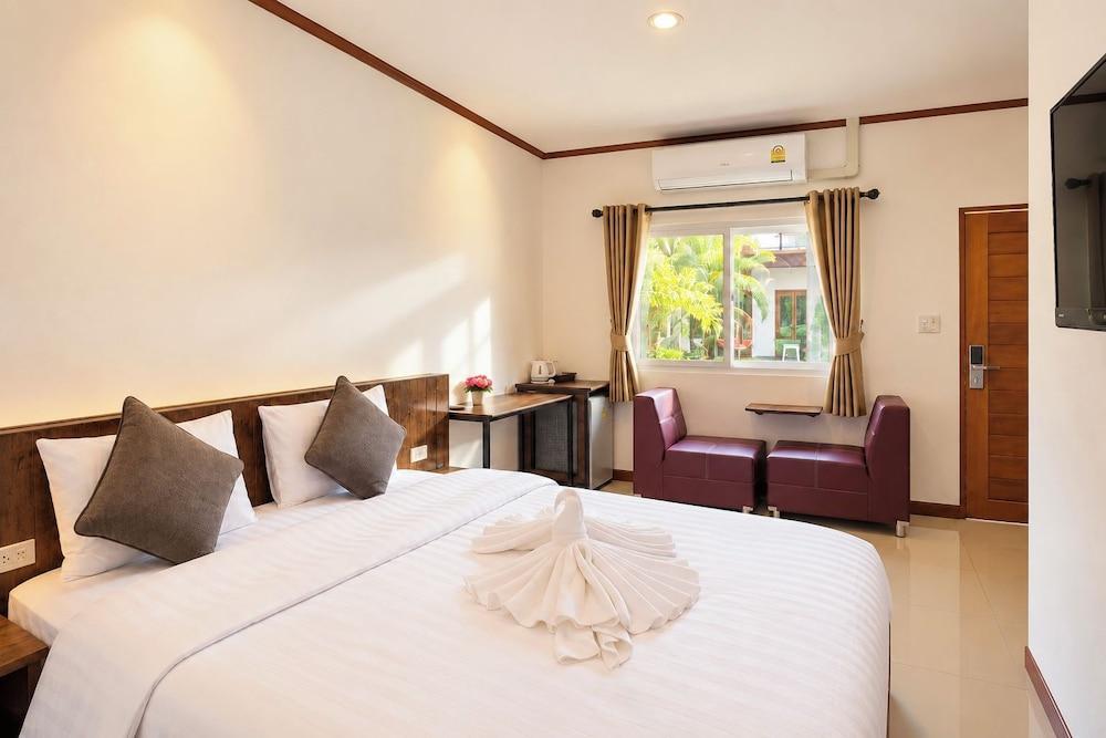Paradise Land Resort Room Type - Standard Double Room, Pool View