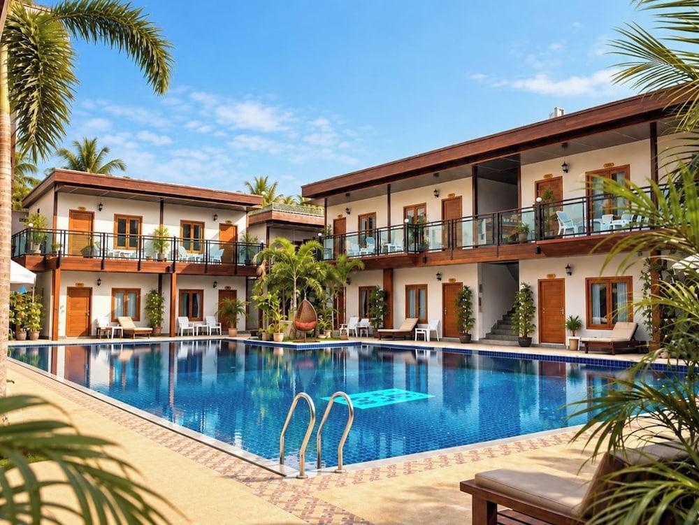 Paradise Land Resort