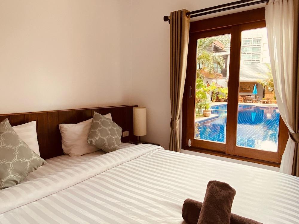 Paradise Land Resort Room Type - Superior Double Room, Pool View