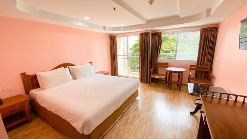 A.A. Pattaya Golden Beach Hotel Room Type - Standard Double Room