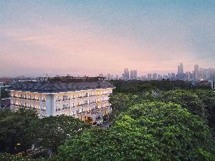 The Grand Mansion Menteng by The Crest Collection - Tap to explore photos