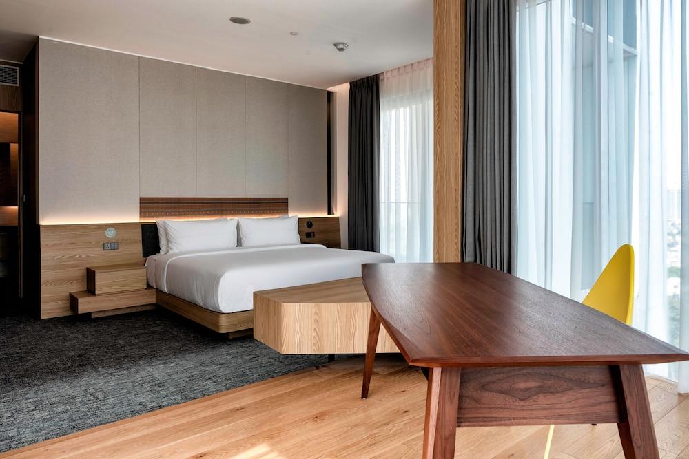 Aloft South Jakarta by Marriott - Tap to explore photos