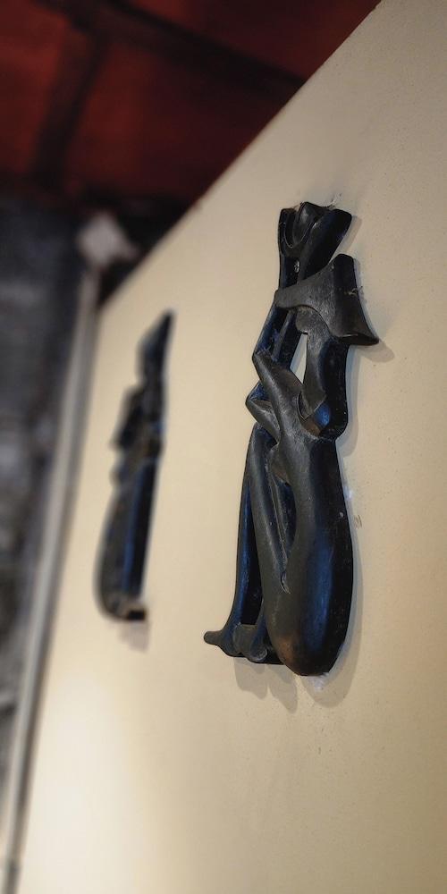 NILA HOUSE, Sharia Family Home Stay - Tap to explore photos