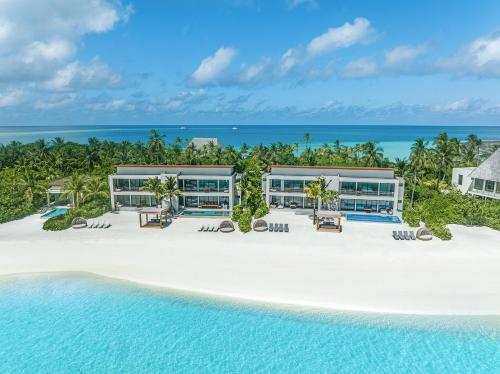 Kuda Villingili Resort, Maldives - Tap to explore photos