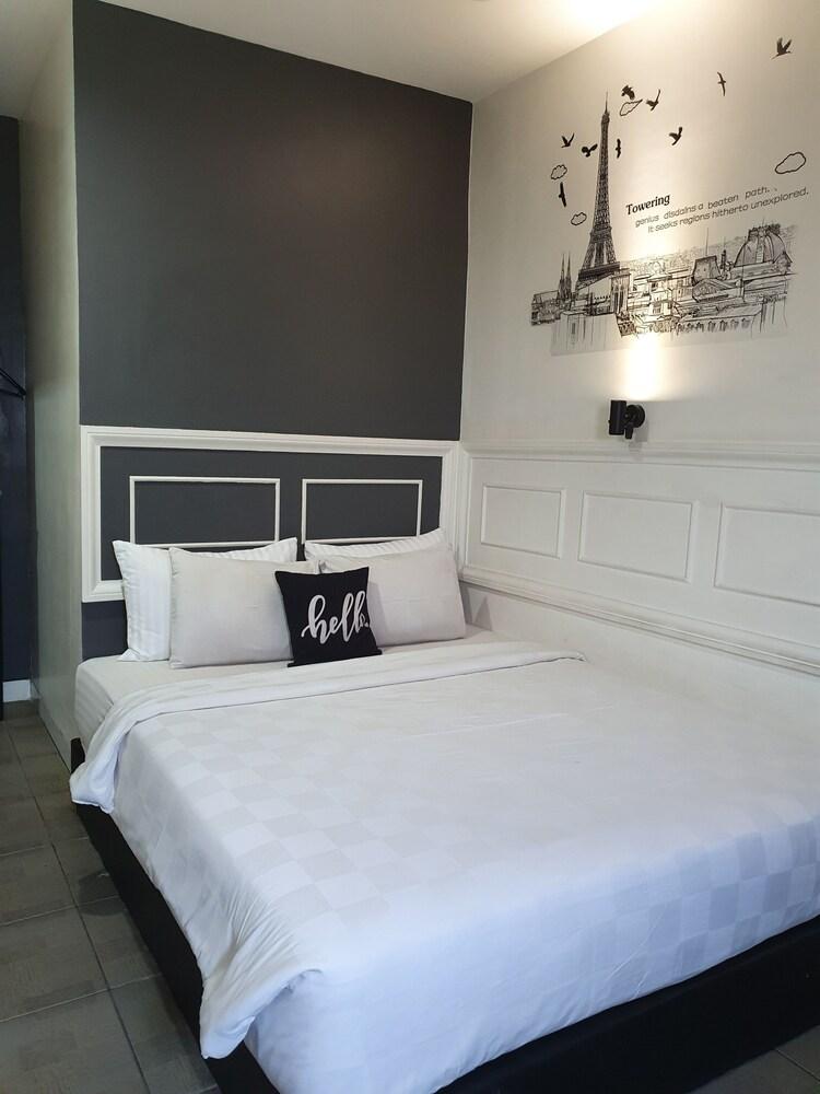 Wow! Hotel 38 Room Type - Superior Room