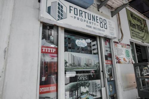 Apartemen Sentra Timur Residence - Fortune 88 Tower Orange - Tap to explore photos