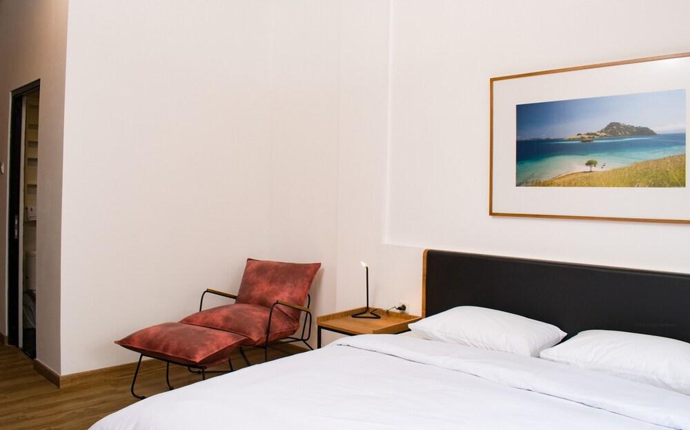 Rumanami Residence Room Type - King Bed Executive Plus