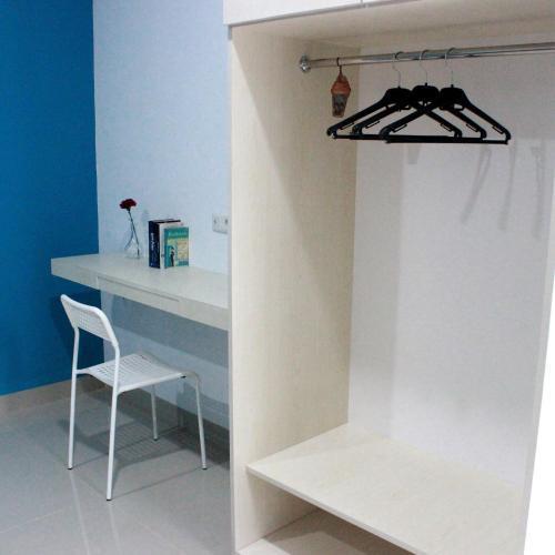 Rumah99 Room Type - Deluxe Double Room (2 Adults + 1 Child) Rumah99 Room Type - Deluxe Double Room (2 Adults + 1 Child)