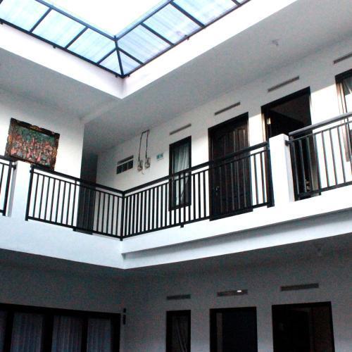 Rumah99 - Tap to explore photos