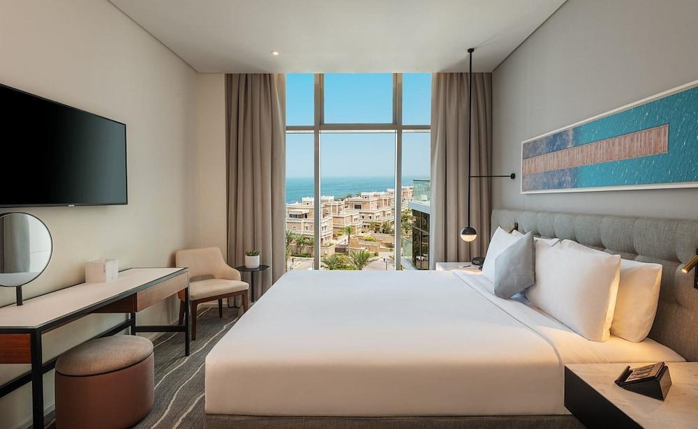 Th8 Palm Dubai Beach Resort Vignette Collection Room Type - Deluxe Room, 1 King Bed Th8 Palm Dubai Beach Resort Vignette Collection Room Type - Deluxe Room, 1 King Bed