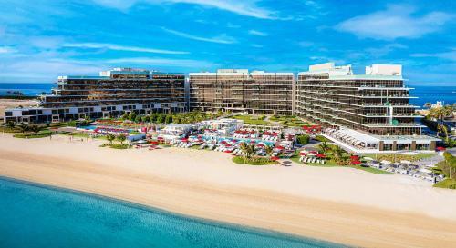 Th8 Palm Dubai Beach Resort Vignette Collection Room Type - Deluxe King Room with Palm Sea View & kitchenette