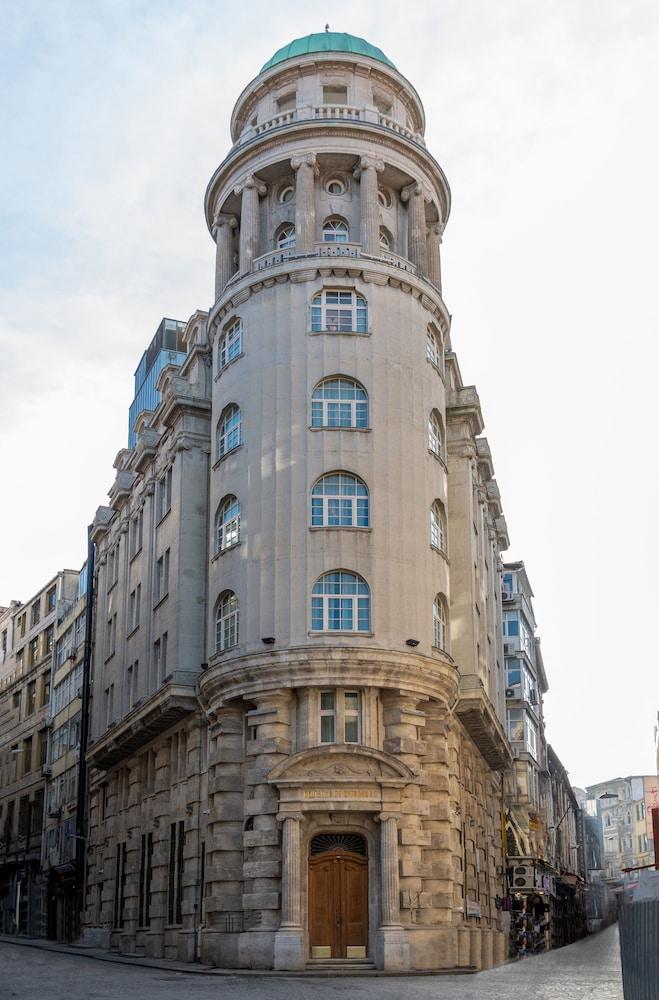 Orientbank Hotel Istanbul, Autograph Collection - Tap to explore photos