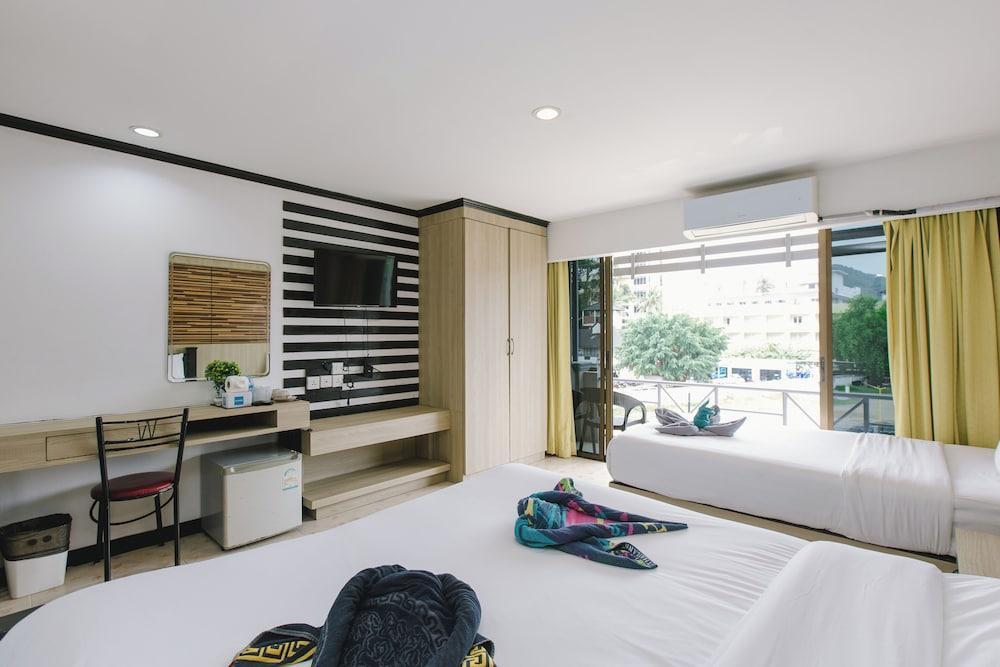 Royal Beach Residence Room Type - Superior Triple Room