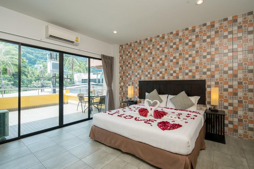 Amarin Hotel Patong - Tap to explore photos