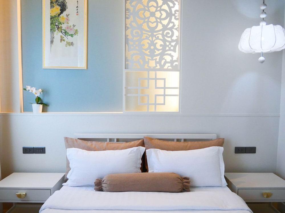 O'nya Phuket Hotel Room Type - Superior Double Room