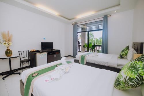 Phuket Monaburi Boutique Hotel Room Type - Standard Twin Room with Garden View