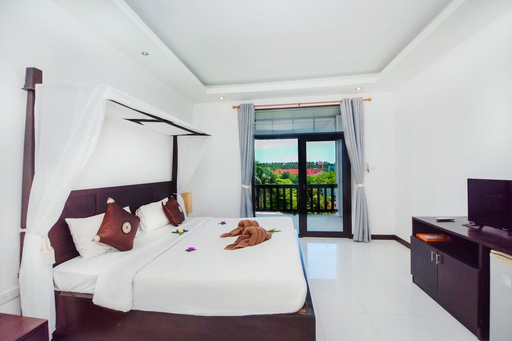 Phuket Monaburi Boutique Hotel Room Type - Deluxe Double Room, Pool View Phuket Monaburi Boutique Hotel Room Type - Deluxe Double Room, Pool View