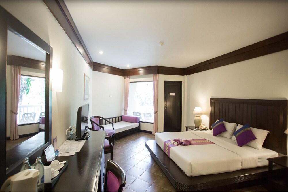 Kata Poolside Resort Room Type - Deluxe Room