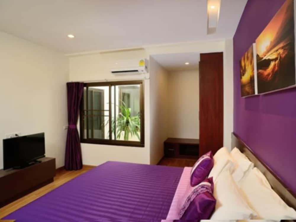 Kamala Beachfront Apartment Room Type - Suite, 2 Bedrooms, Sea View Kamala Beachfront Apartment Room Type - Suite, 2 Bedrooms, Sea View