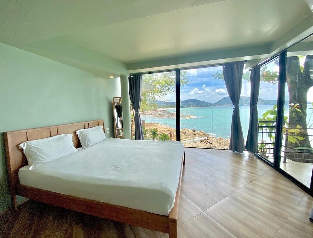 Patong Sunset Villa Phuket Room Type - Signature Suite